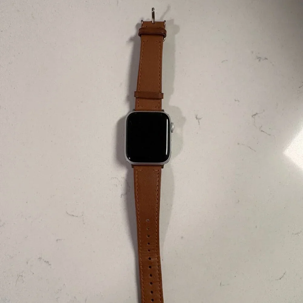 Apple Watch Series 4 (Chargers & Bands Included)